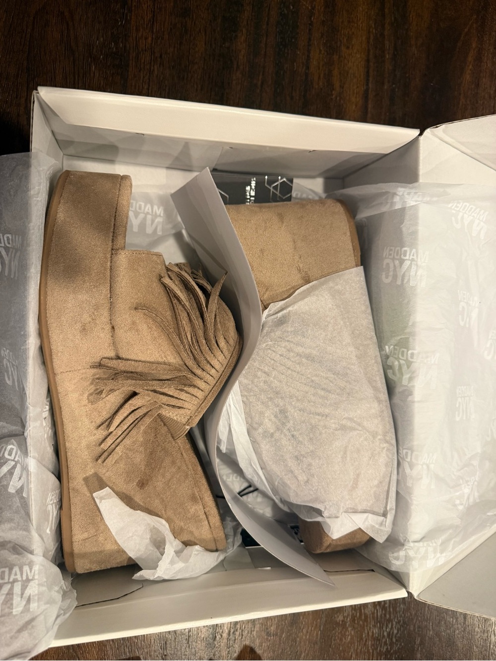 Madden NYC Women's Shoe Box in Navy